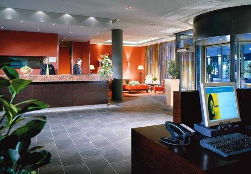 Courtyard By Marriott Center 4*