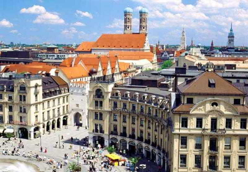 Courtyard By Marriott Center Munich