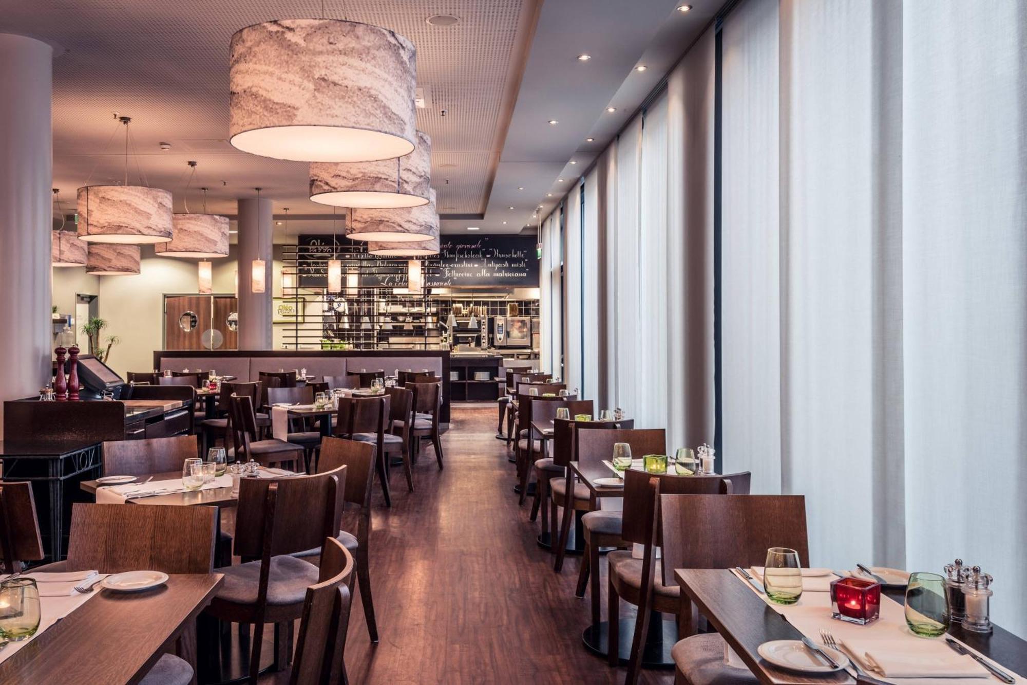 Hotel Courtyard By Marriott Center Munich