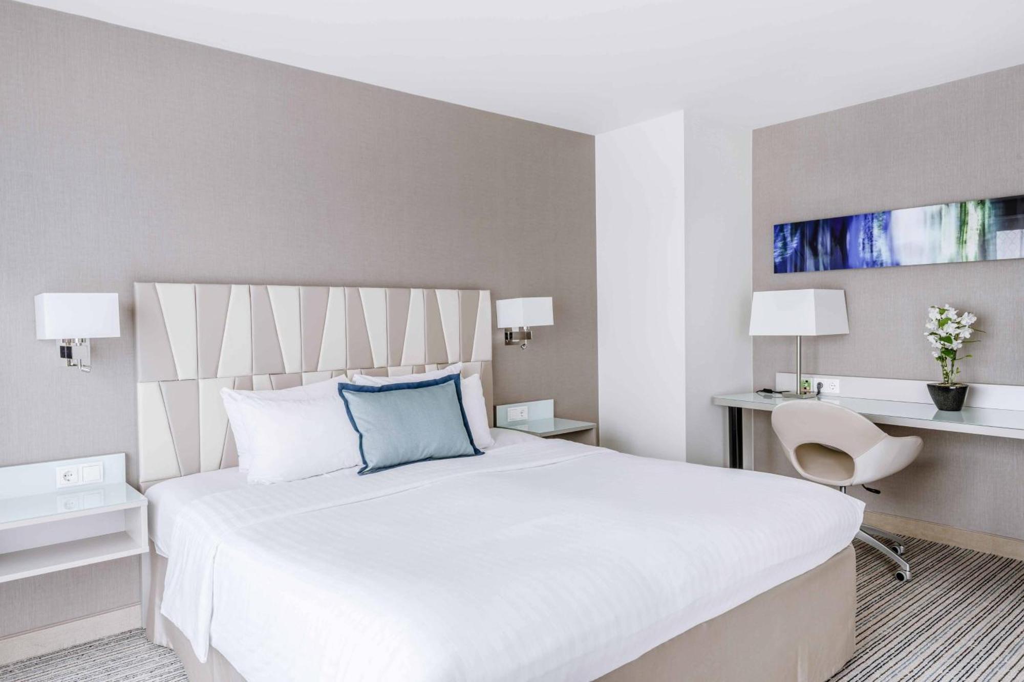 Hotel Courtyard By Marriott Center Munich